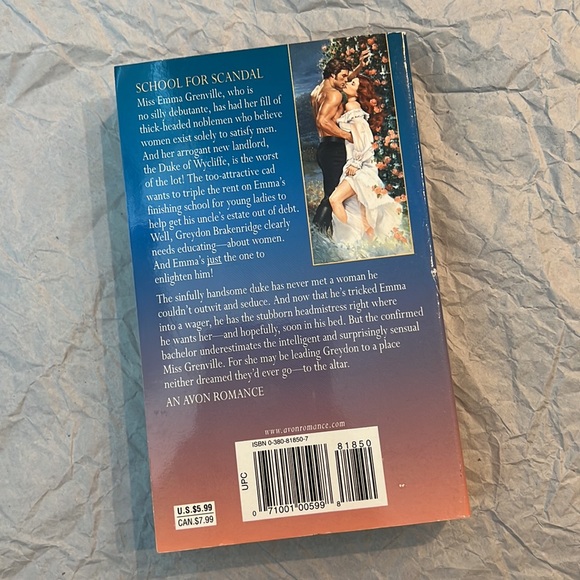 ⭐️5 for $15⭐️ A Matter of Scandal by Suzanne Enoch | Book - Picture 2 of 2